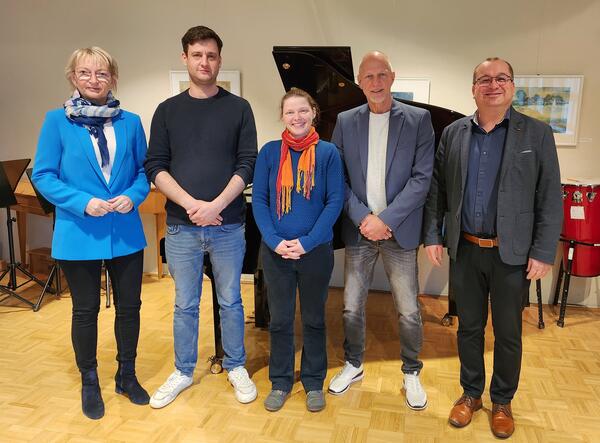 Kathrin Meyer, Jonas Dometshauser, Martina Fenzel, Hans-J&uuml;rgen Kampa und Volkmar Do&szlig; (v. l. n. r.)