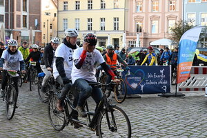 Er&ouml;ffnung der 32. Tour d'All&eacute;e gemeinsam mit Radsport-Olympiasieger Olaf Ludwig und Landrat Dr. Stefan Kerth